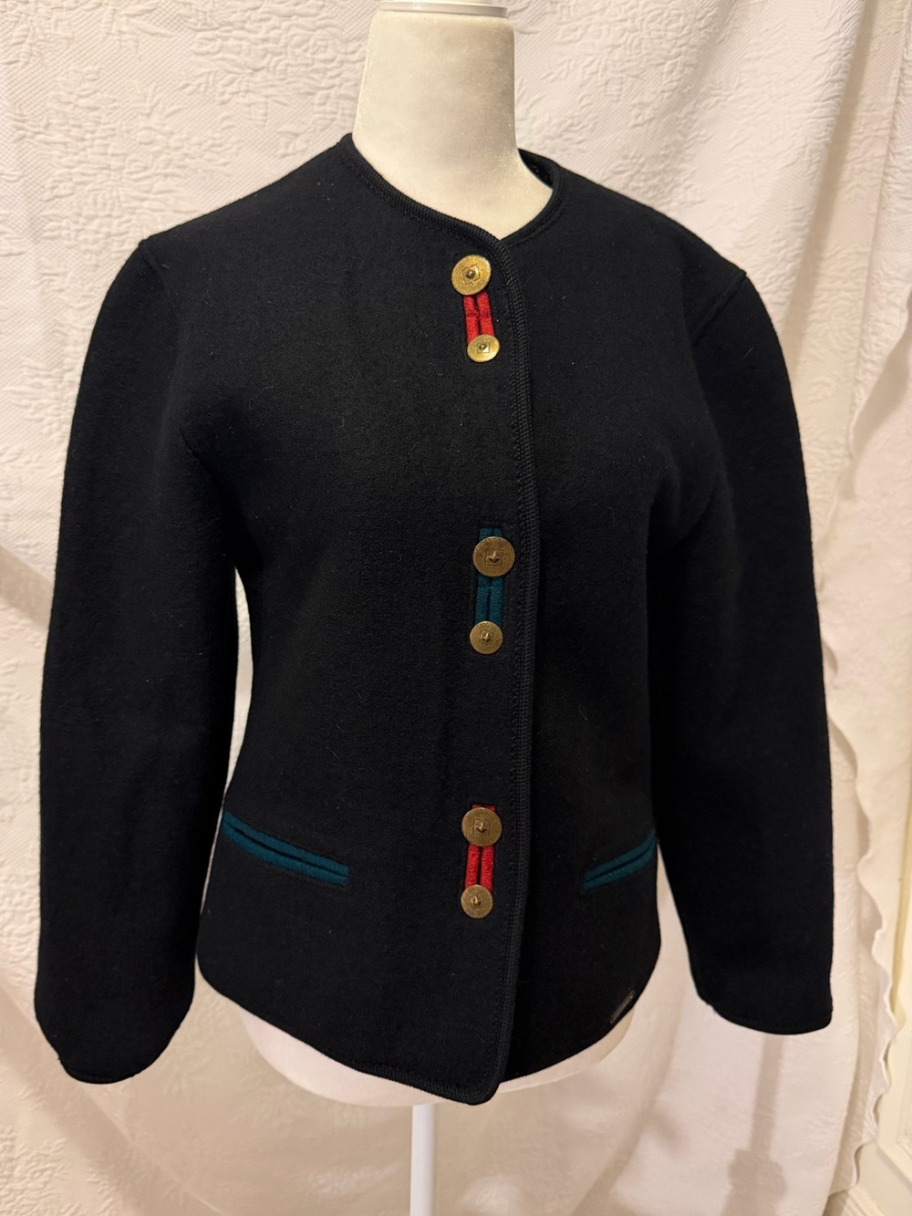 VTG Giesswein Austria Pure New Wool Boiled Wool Jacket Floral Lined EU 36 Black
